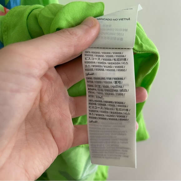 Hollister NWT Floral Dress - Picture 10 of 10